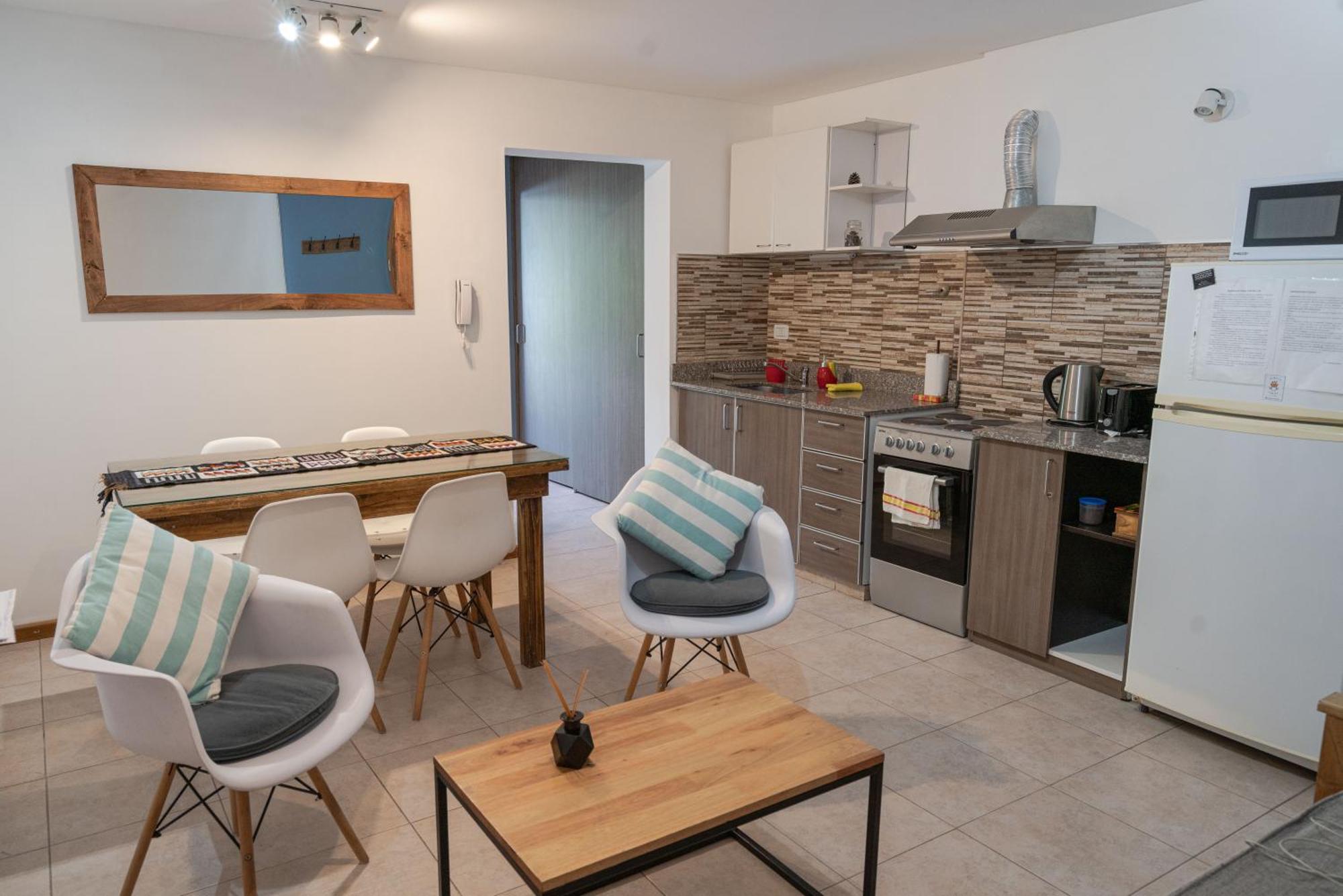 Moderno Departamento Centrico En San Martin De Los Andes - Habitatsma Eksteriør bilde